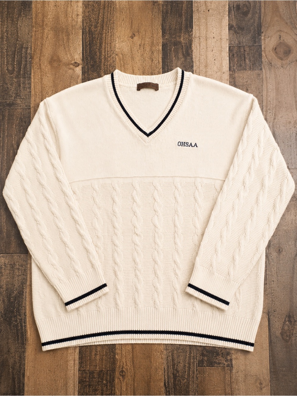 Cream V-Neck Cable Knit Cardigan Sweater with Navy Trim Made In USA Men’s Large